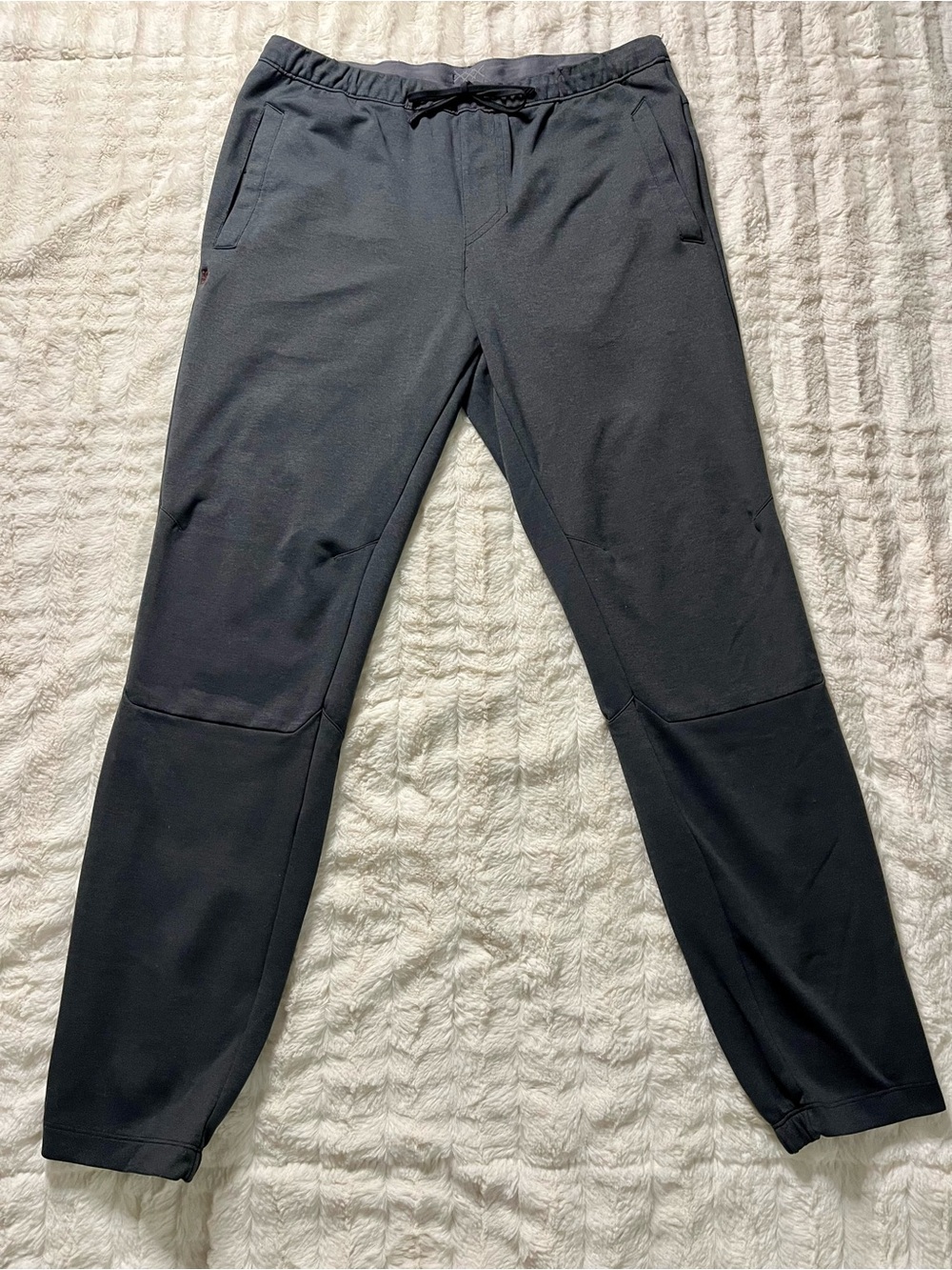RHONE Men’s Dark Grey Athletic Jogger Pants (Size M)
